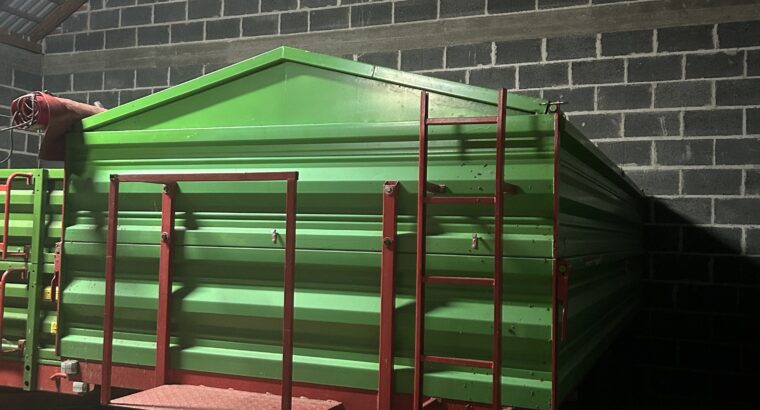 Sprzedam przyczepę rolniczą