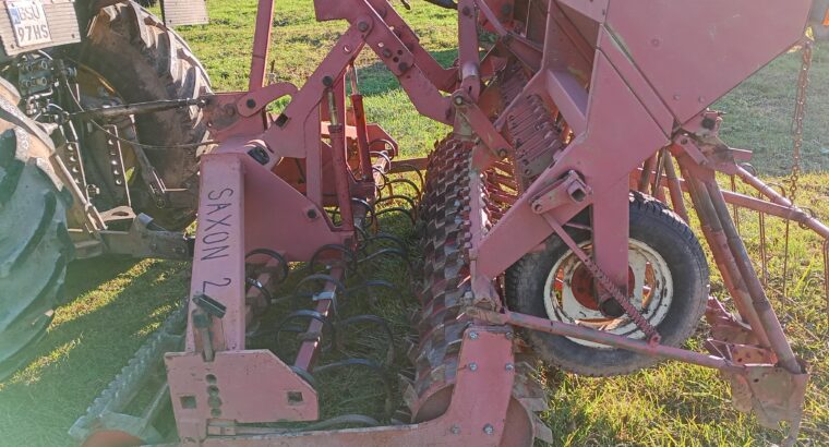 Agregat uprawowo siewny