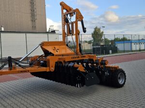 Agregat talerzowy ROLY CESAR brona talerzowa półzawieszana wał oponowy