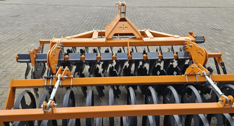 Brona talerzowa ROLY SARAH 3000 wał tandem Vring